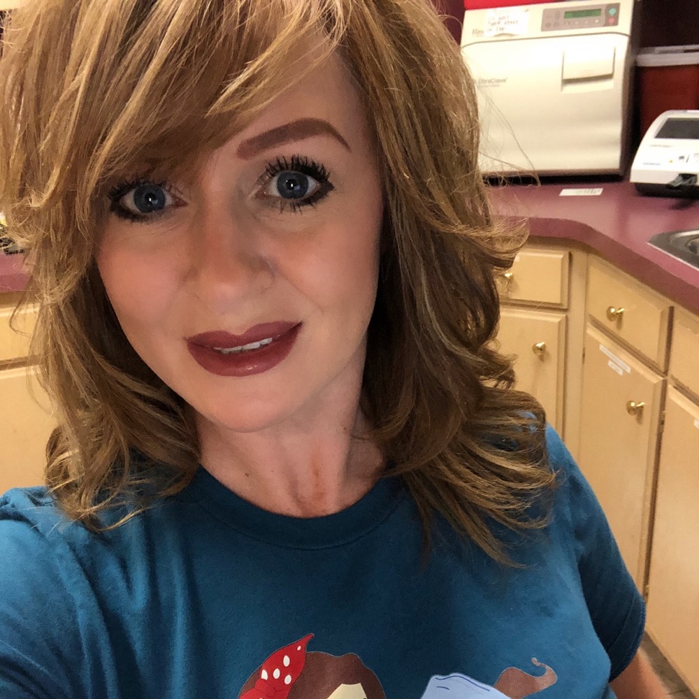 Meet your Posher, Teresa